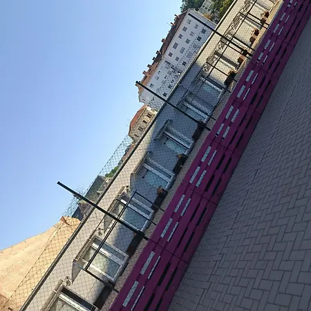 V Centru Města *